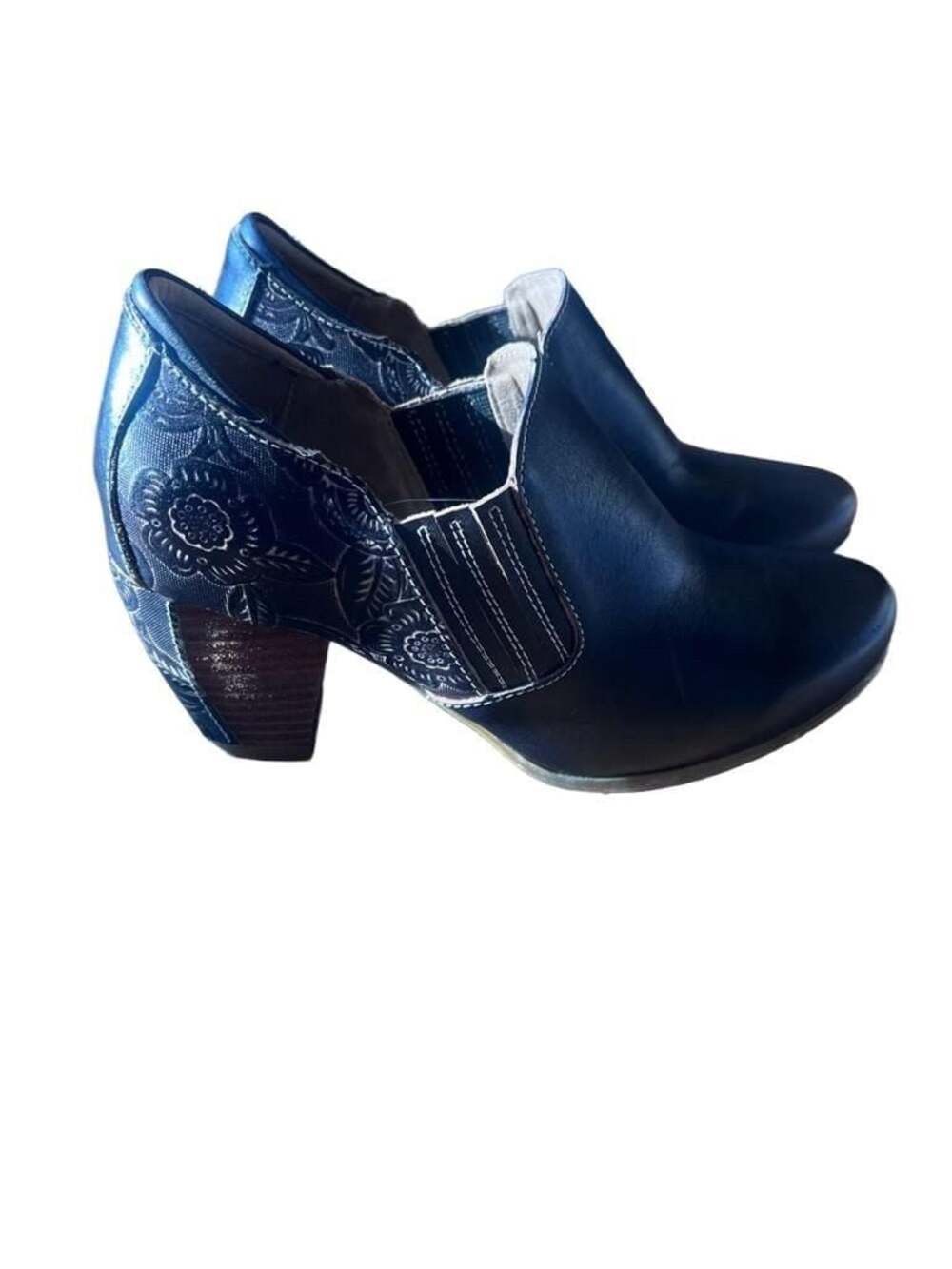 Spring Step L'Artiste Leatha Black Leather Tooled Floral Ankle Booties Size 37 - Picture 3 of 7